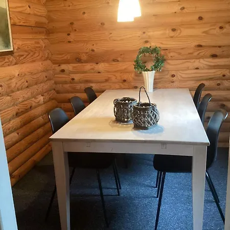 5 Person In Hovborg-by Traum * Hovborg